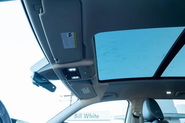 new 2026 Volkswagen Atlas car, priced at $44,000