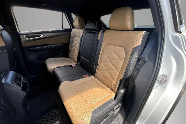 new 2026 Volkswagen Atlas Cross Sport car, priced at $43,629