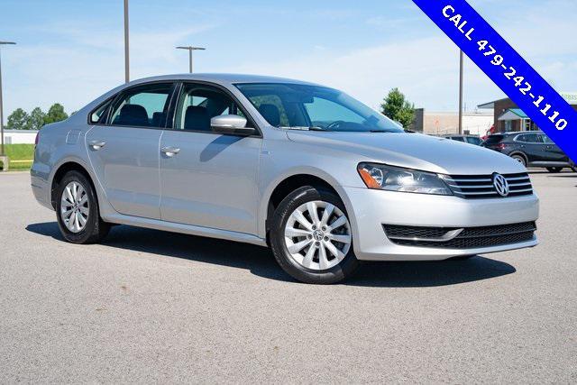 used 2015 Volkswagen Passat car
