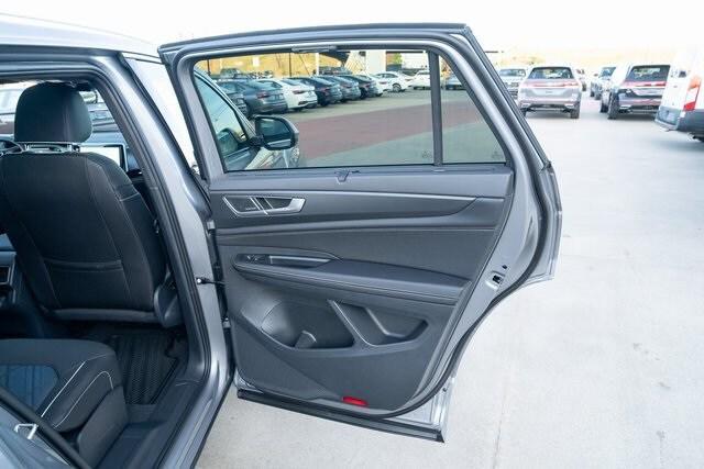 new 2026 Volkswagen Atlas Cross Sport car, priced at $54,500