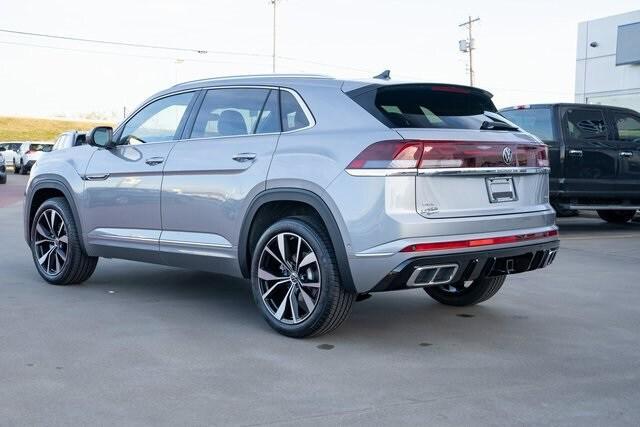 new 2026 Volkswagen Atlas Cross Sport car, priced at $54,500