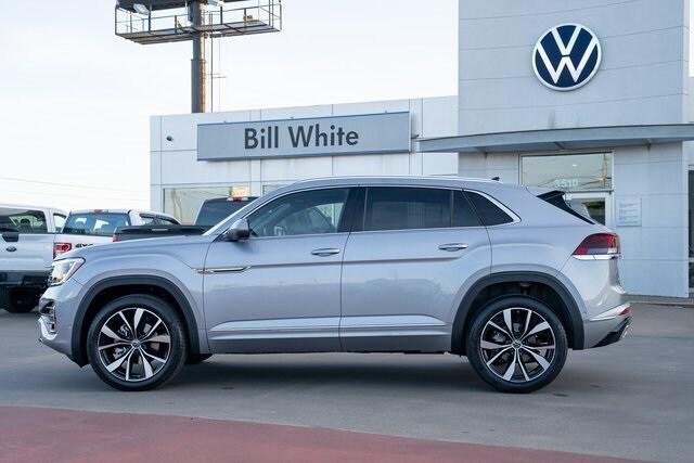 new 2026 Volkswagen Atlas Cross Sport car, priced at $54,500