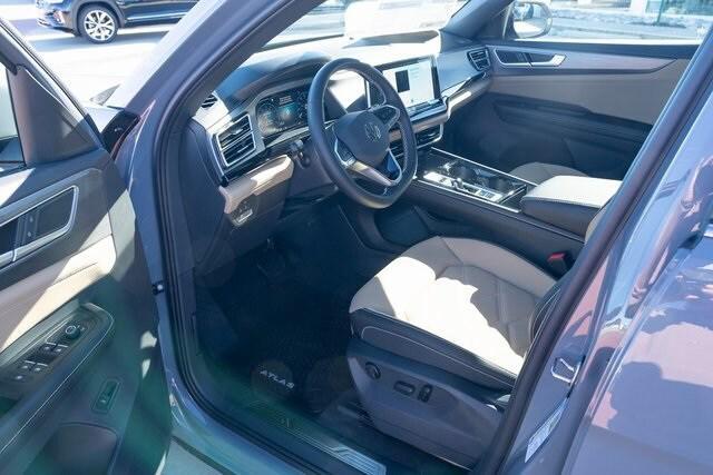 new 2026 Volkswagen Atlas Cross Sport car, priced at $43,500