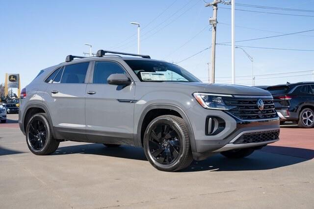 new 2026 Volkswagen Atlas Cross Sport car, priced at $43,500
