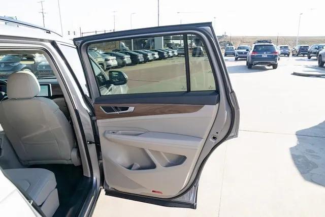 new 2026 Volkswagen Atlas car, priced at $39,500