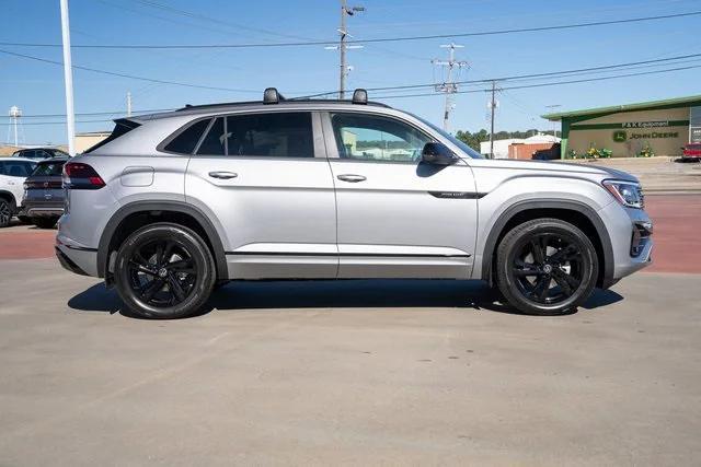 new 2026 Volkswagen Atlas Cross Sport car, priced at $50,000