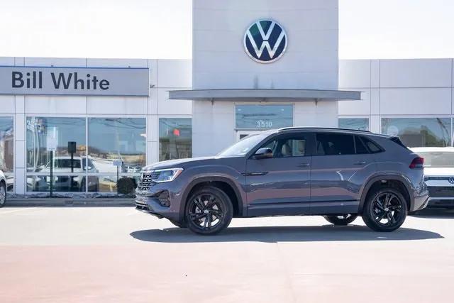 new 2026 Volkswagen Atlas Cross Sport car, priced at $49,500