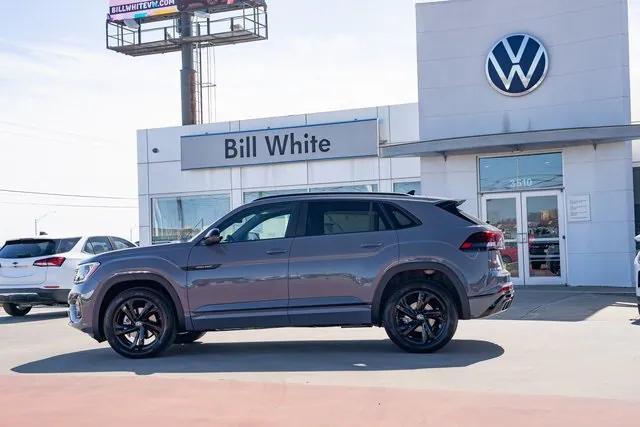 new 2026 Volkswagen Atlas Cross Sport car, priced at $48,500