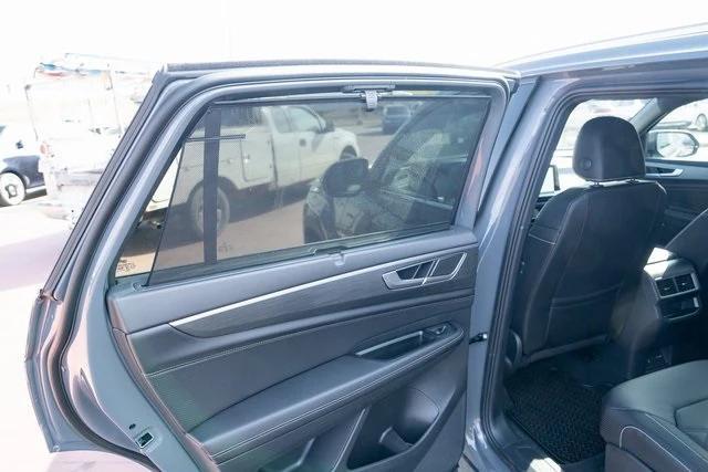 new 2026 Volkswagen Atlas Cross Sport car, priced at $42,000