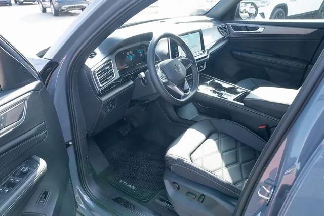 new 2026 Volkswagen Atlas Cross Sport car, priced at $42,000