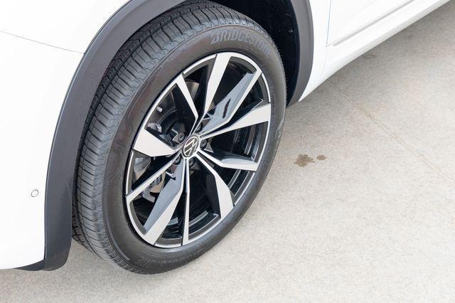 new 2026 Volkswagen Atlas Cross Sport car, priced at $51,000