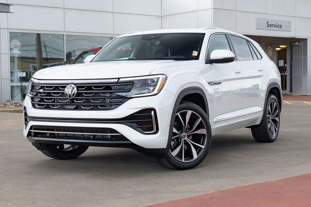 new 2026 Volkswagen Atlas Cross Sport car, priced at $51,000