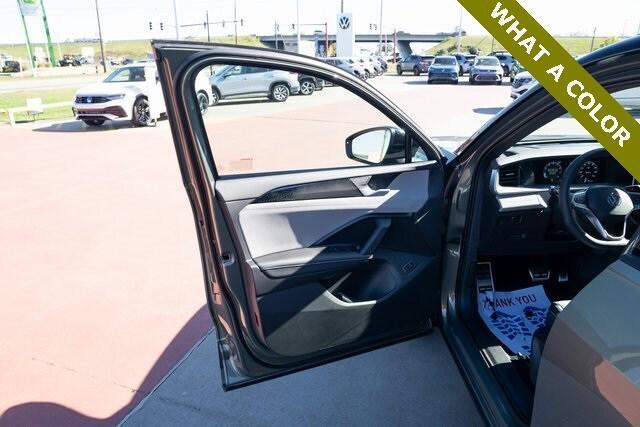 new 2026 Volkswagen Tiguan car, priced at $40,000