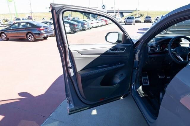 new 2026 Volkswagen Atlas Cross Sport car, priced at $54,711