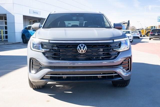 new 2026 Volkswagen Atlas Cross Sport car, priced at $54,711