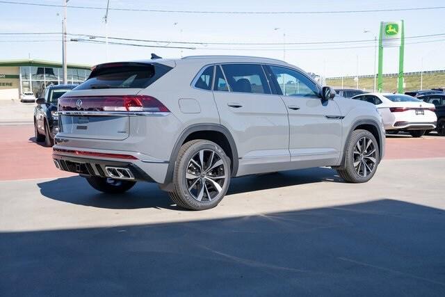 new 2026 Volkswagen Atlas Cross Sport car, priced at $54,711