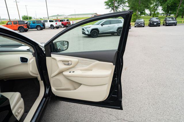 used 2017 Nissan Murano car, priced at $9,000