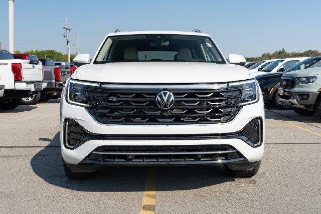 used 2025 Volkswagen Atlas car, priced at $41,629