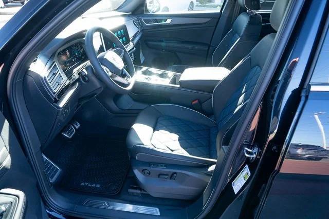 new 2026 Volkswagen Atlas Cross Sport car, priced at $52,000