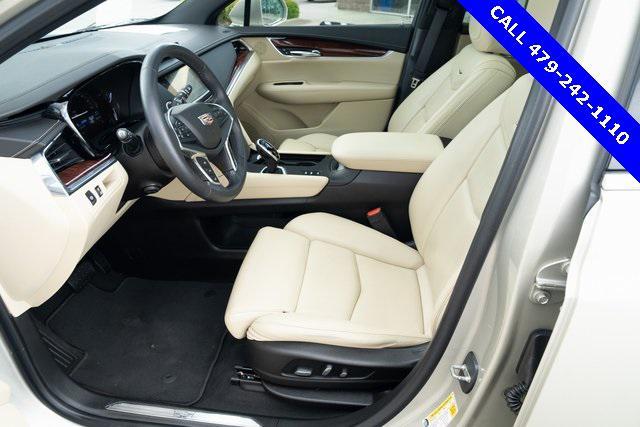 used 2017 Cadillac XT5 car, priced at $15,577