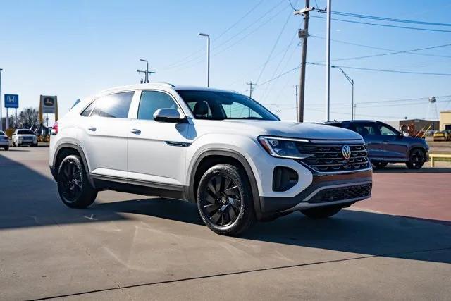 new 2026 Volkswagen Atlas Cross Sport car, priced at $45,501