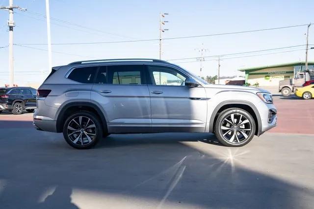 new 2026 Volkswagen Atlas car, priced at $54,500