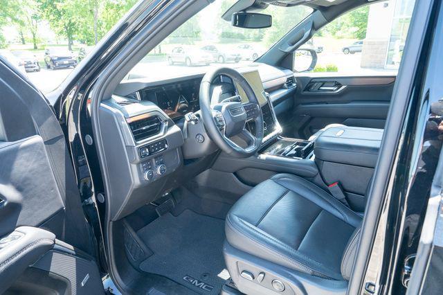 used 2025 GMC Yukon car, priced at $69,000
