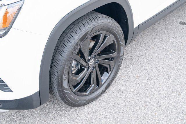 used 2023 Volkswagen Atlas Cross Sport car, priced at $21,880