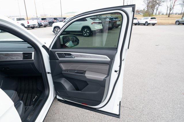 used 2023 Volkswagen Atlas Cross Sport car, priced at $22,000