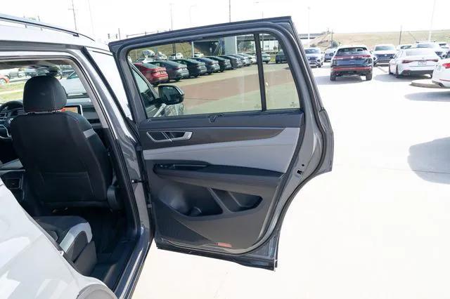 new 2026 Volkswagen Atlas car, priced at $54,500