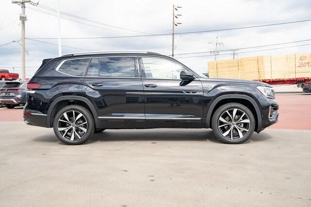 new 2026 Volkswagen Atlas car, priced at $55,500