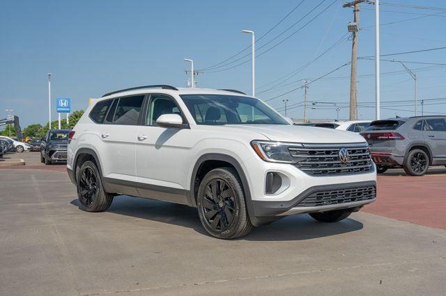 new 2026 Volkswagen Atlas car, priced at $42,629