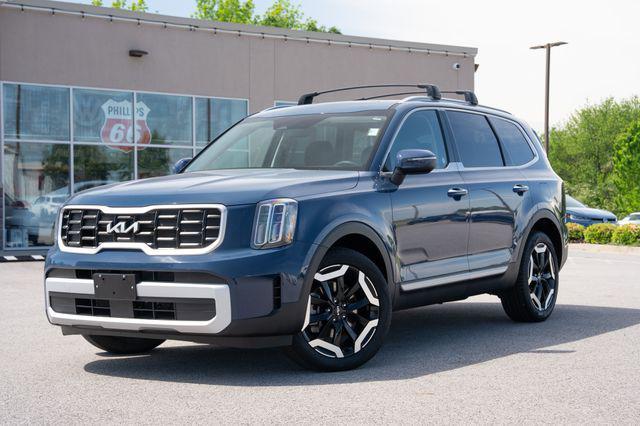 used 2025 Kia Telluride car, priced at $37,000