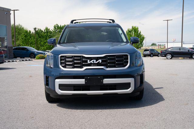 used 2025 Kia Telluride car, priced at $37,000