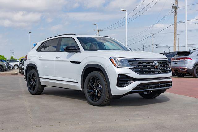 new 2026 Volkswagen Atlas Cross Sport car, priced at $48,500