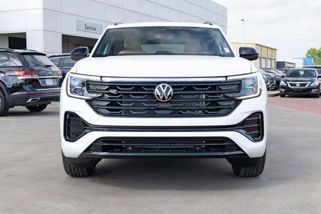 new 2026 Volkswagen Atlas Cross Sport car, priced at $48,500