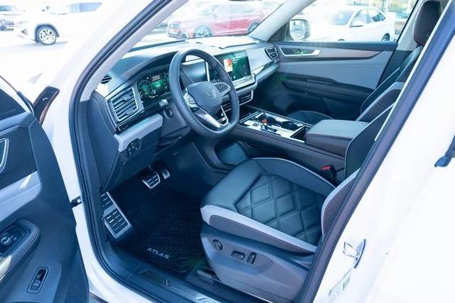 new 2026 Volkswagen Atlas car, priced at $48,500