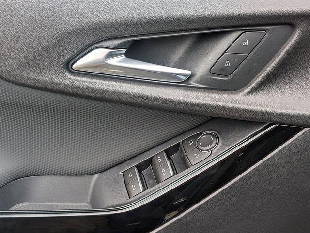 new 2026 Chevrolet Equinox car, priced at $35,595