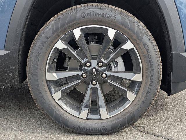 new 2026 Chevrolet Equinox car, priced at $35,595