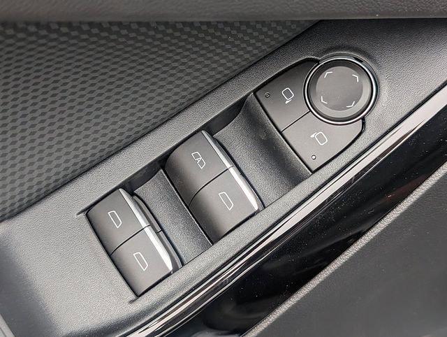 new 2026 Chevrolet Equinox car, priced at $35,595