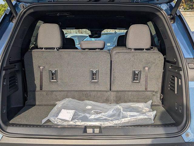 new 2026 Chevrolet Traverse car, priced at $41,715