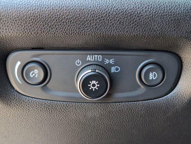 used 2021 Chevrolet Traverse car, priced at $21,525