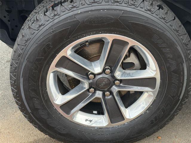 used 2020 Jeep Wrangler Unlimited car, priced at $21,998