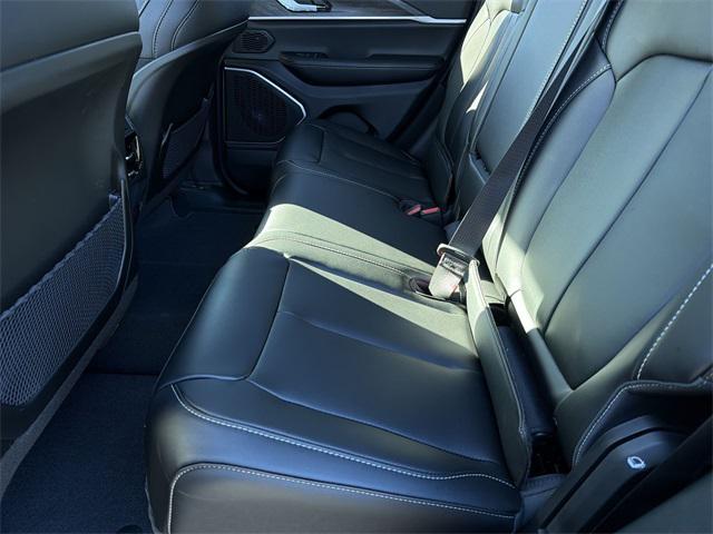 new 2026 Jeep Grand Cherokee car, priced at $44,353