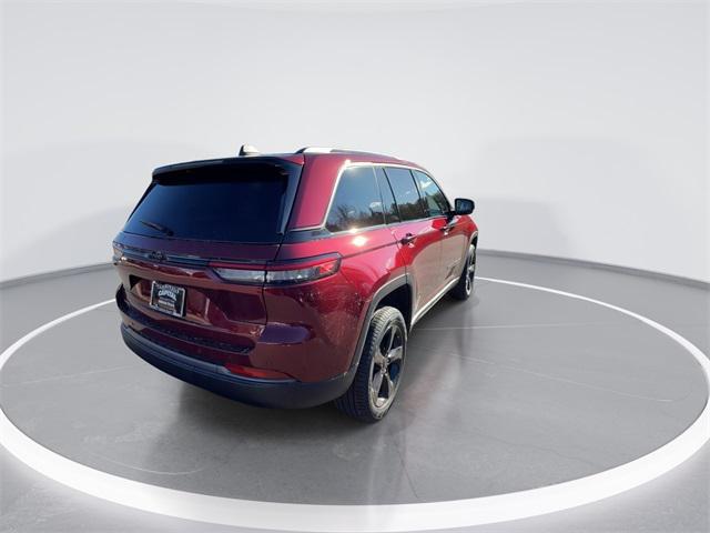 new 2026 Jeep Grand Cherokee car, priced at $44,353