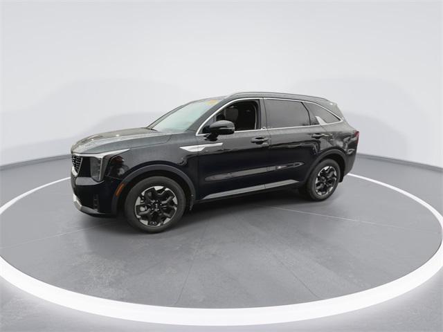 used 2025 Kia Sorento car, priced at $28,775