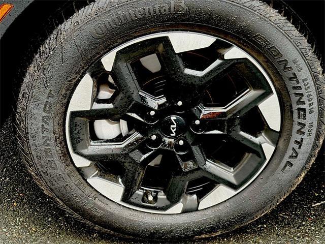 used 2025 Kia Sorento car, priced at $28,775