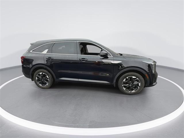 used 2025 Kia Sorento car, priced at $28,775