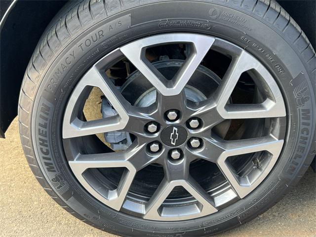 used 2025 Chevrolet Blazer car, priced at $39,285