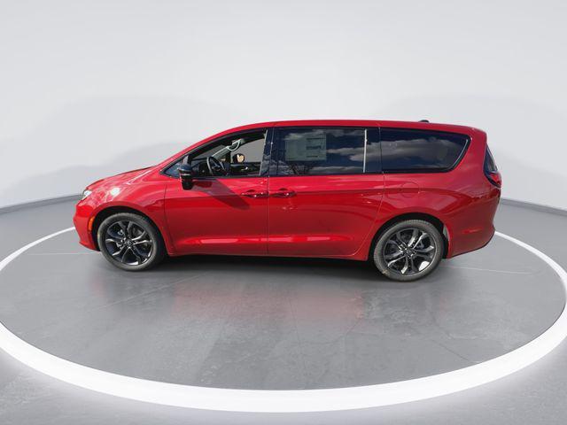 new 2026 Chrysler Pacifica car, priced at $41,535